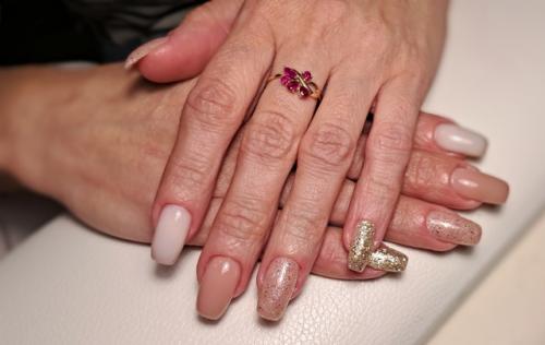 На каждый день очень на ногтях красиво. 01