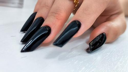 Форма ногтей Edje (эйдж) - самая сложная форма в наращивании ногтей. 01