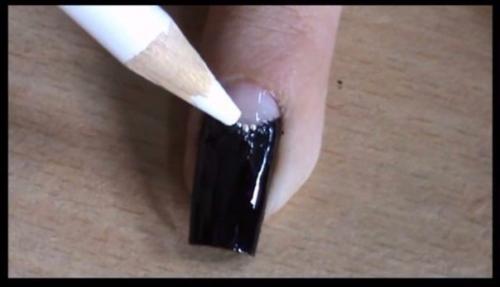 Маникюр Полумесяц (пошаговый урок). 04