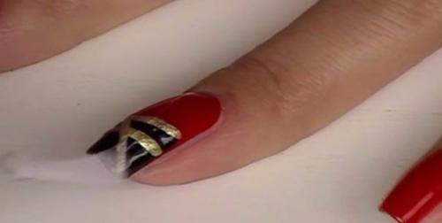 Контрастный маникюр с золотом (пошаговый урок). 02 Контрастный маникюр с золотом (пошаговый урок). 02