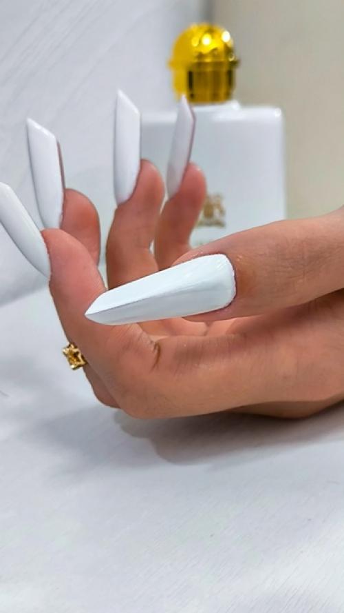 Форма ногтей Edje (эйдж) - самая сложная форма в наращивании ногтей. 02