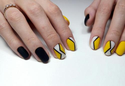 На оценку занимаюсь около года, плотно с конца сентября 2019 (до этого параллельно была основная работа. 02