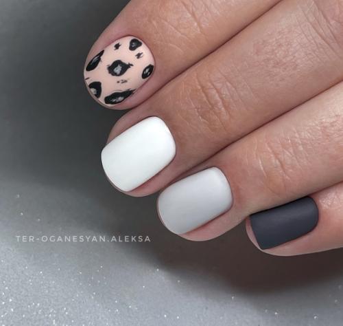 Замечаю, что в последнее время отсутствует какая либо мода на дизайн в маникюре. 05