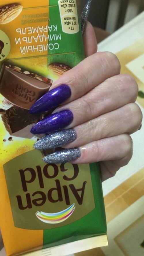 Дорогие красавицы!  Всех с праздниками! 02