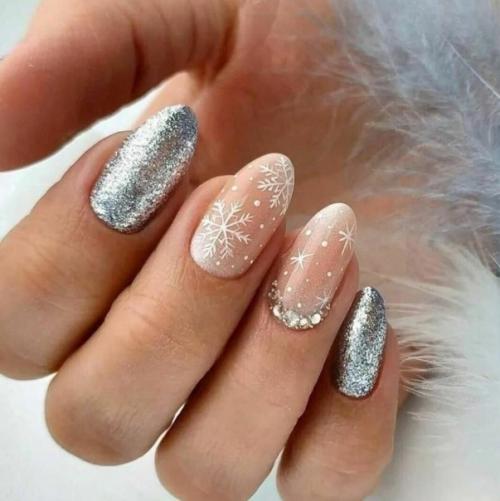 Освещение для выделения деталей и придания блеска используется. 07