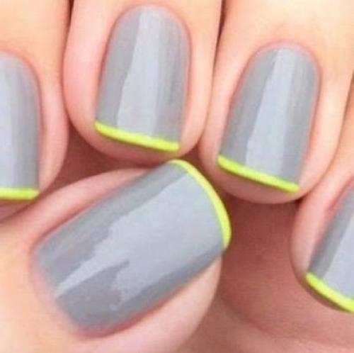 Тонкие контрастные полосы - минималистичный подход к нейл - арту. 06