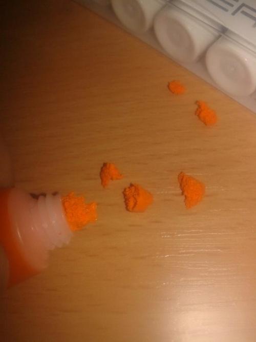 Помогите!  Купила акриловые краски! 02