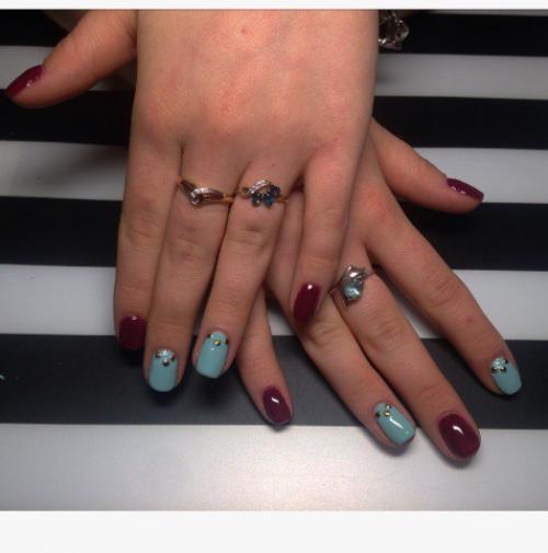 Дорогие девушки!  Трубуются модели на маникюр плюс покрытие гельлак всего 350 рублей. 02