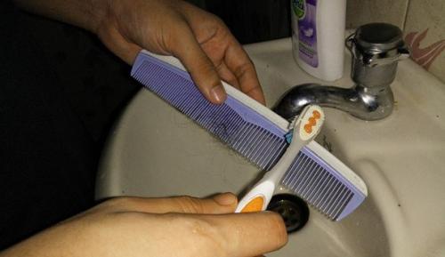 9 способов использовать зубную щетку для красоты. 06