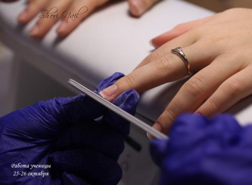 Вот и прошел первый день базового курса Мастер Ногтевого Сервиса. 02