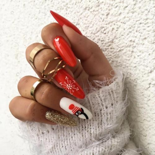 Красный маникюр с золотом. 08