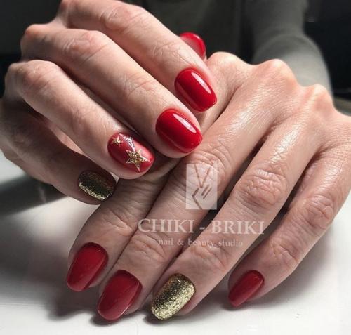 Красный маникюр с золотом. 07