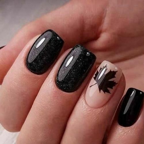 Какой маникюр нравится вам больше? 01