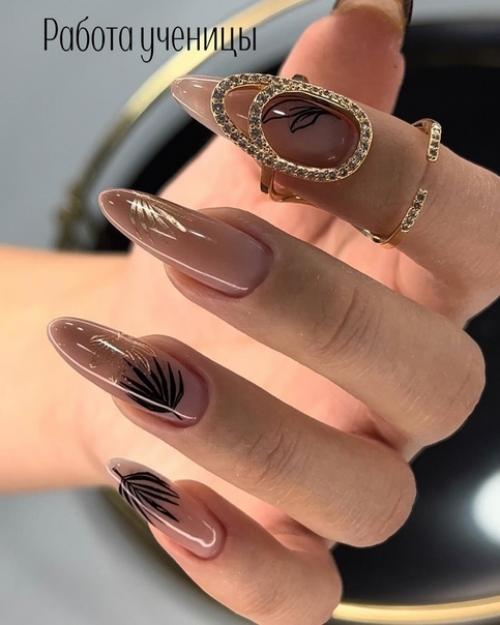 Устали от однообразного маникюра и хотите добавить что-то интересное в свой образ? 03