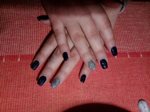 Девушка на наращивание пришла. 03