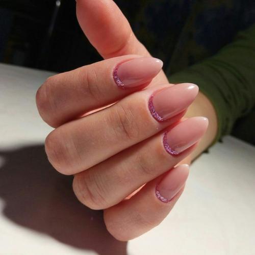 Работы!  Начинающий мастер, работаю на материалах вог, коди, Тнл, Уно, масура и тд, комби маникюр, по времени 2-3 часа в зависимости от ногтей. 01