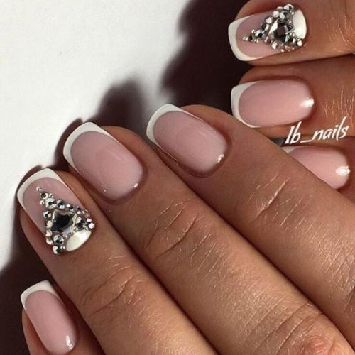 Обычный французский маникюр, это скучно. 04