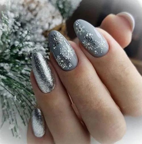 Самые лучшие идеи маникюра с снежинками. 03