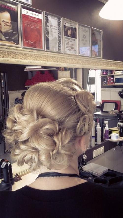 Проffстудия Красоты Центр поможет вам подготовиться к новогодним праздникам! 01