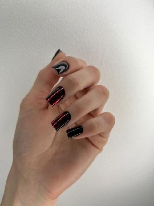 Ты не знаешь какие тебе ногти сделать? 04