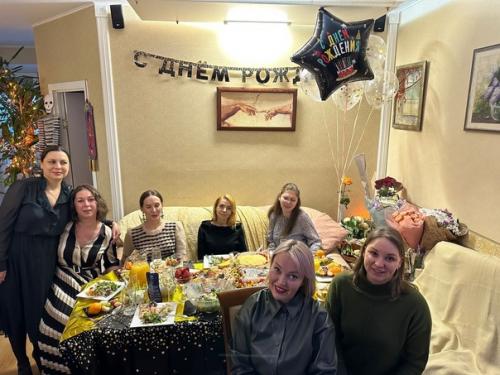 В этот юбилей я решила всё сделать в одном формате Черно - Золотой стиль. 05