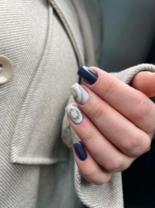 Ты не знаешь какие тебе ногти сделать? 08