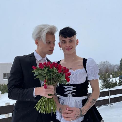 Это что баварская горничная? 02