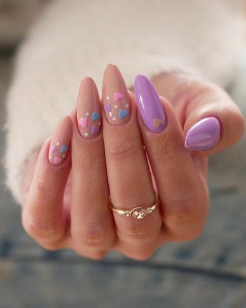 Идеи весеннего маникюра на овальные ногти. 07