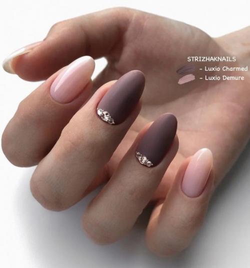 Гламурный дизайн лунок стразами. 03