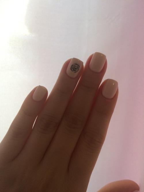 Занимаюсь 9 месяцев (гель - лак). 03