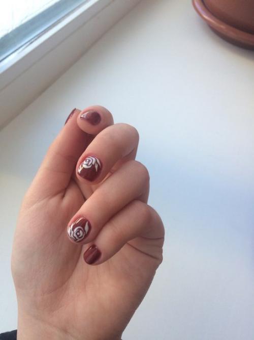 Занимаюсь 9 месяцев (гель - лак). 01