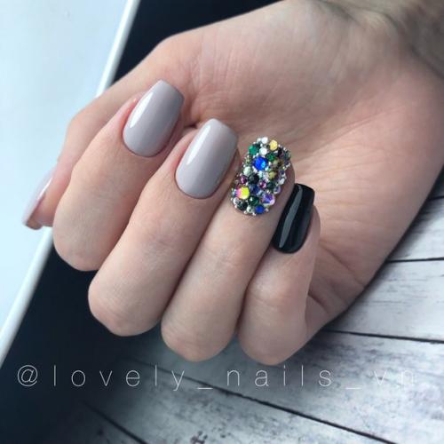 Девочки, работаю 2 года, беру 700 рублей за комби с дизайном. 02