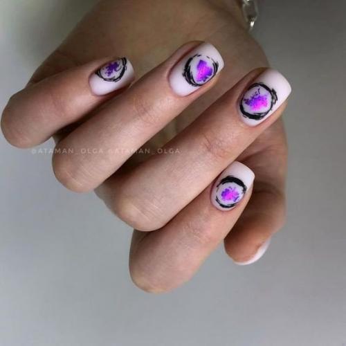 Красивый маникюр на короткие ногти. 05