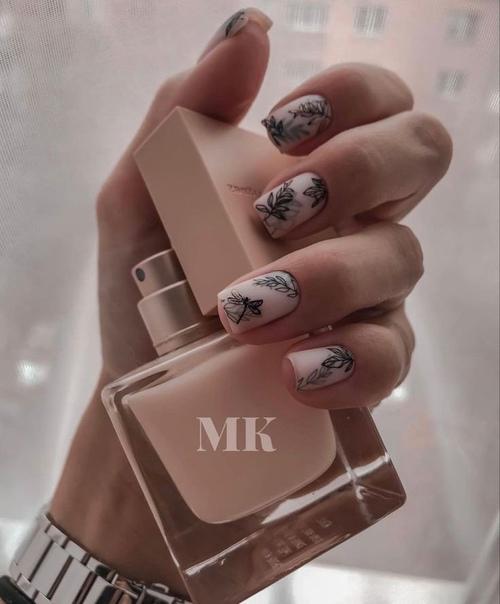 Красивый маникюр на короткие ногти. 08