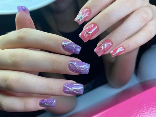 Сохраняй необычные идеи для маникюра. 04