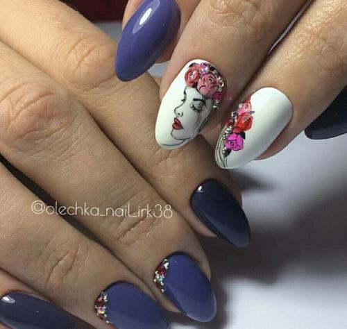 Маникюр Девушка на Ногтях. 08