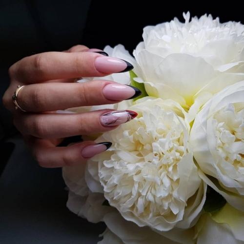 Сколько слов уже было сказано о многогранности френча и его вариациях. 01