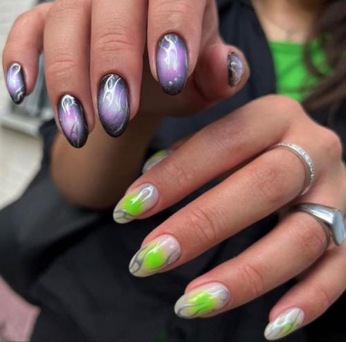 Сохраняй необычные идеи для маникюра. 03