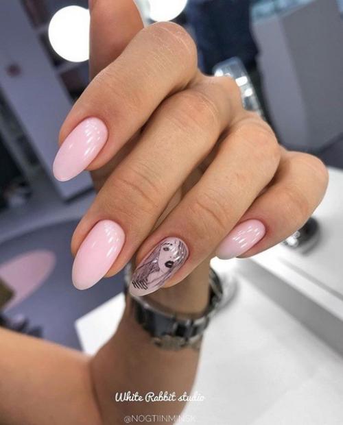 Маникюр Девушка на Ногтях. 01