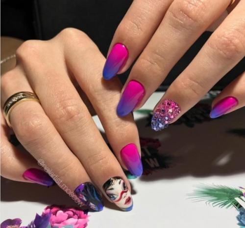 Маникюр Девушка на Ногтях. 05