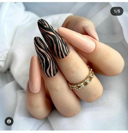 Невероятно красивый маникюр, на длинные ногти. 03