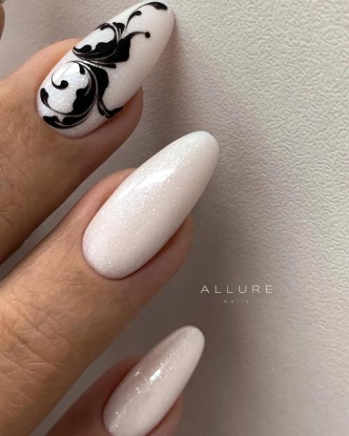 Идеи молочного маникюра. 05