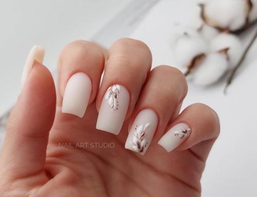 Идеи молочного маникюра. 03