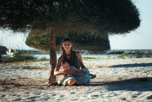 Когда твоя мама йог, ведический астролог, парфюмер и музыкант. 03