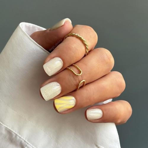 Маникюр на короткие ногти. 06