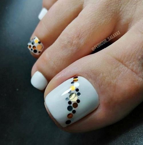 Подборка идей белого педикюра. 02