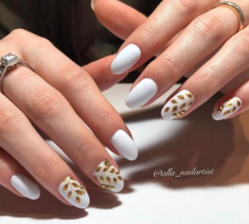 Подборка маникюра в белом цвете. 04
