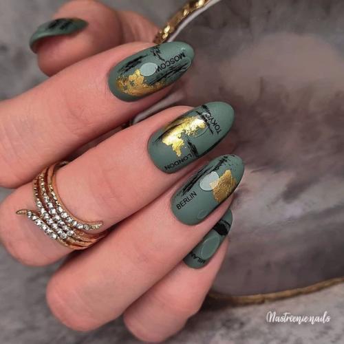 Нежно зеленый в маникюре смотрится исключительно круто. 08