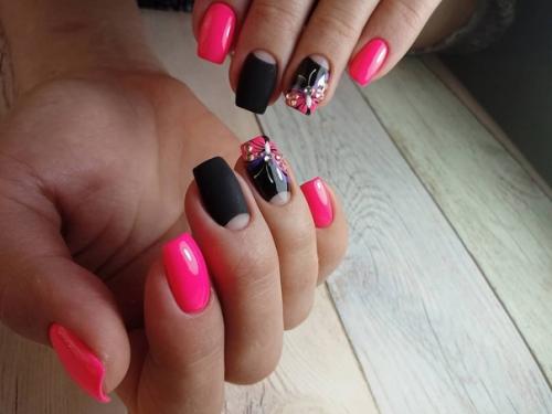 Необычный, красивый маникюр с бабочками. 04