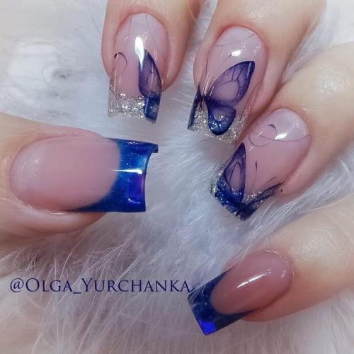 Необычный, красивый маникюр с бабочками. 01